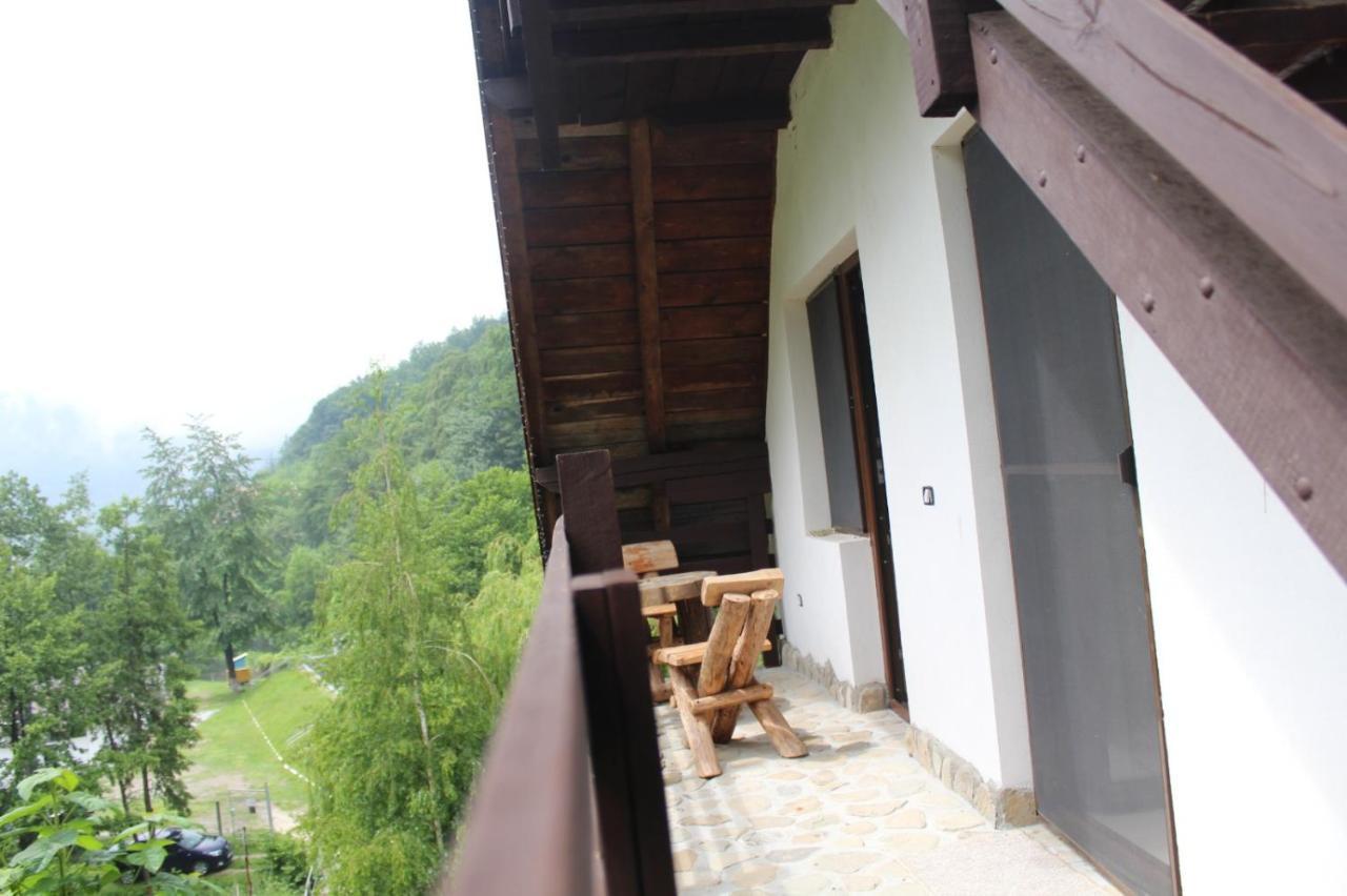 Havva Calimanesti Exterior foto